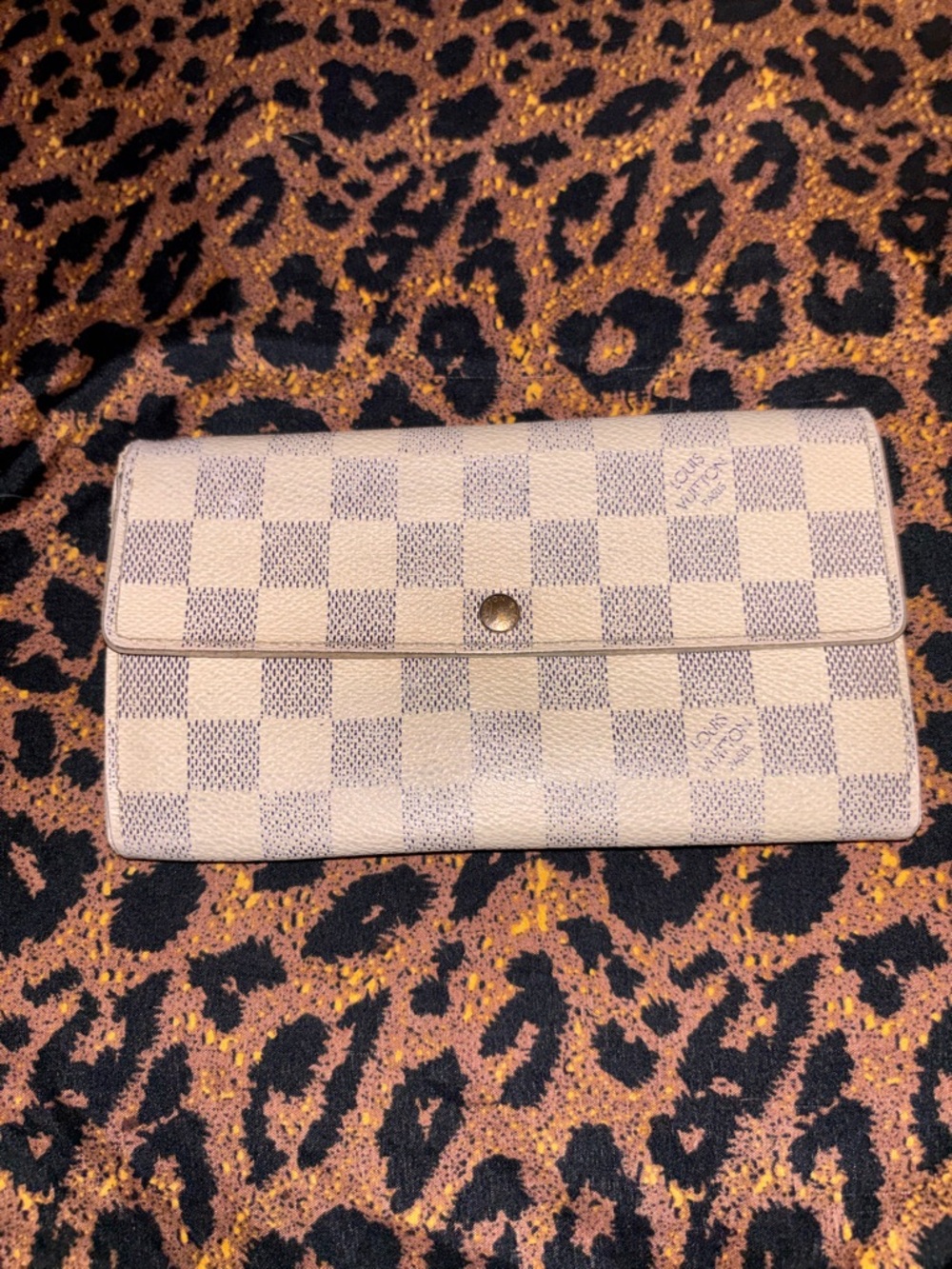 Authentic Louis Vuitton Portefeuille Sarah Damier Azur White Long Wallet CA2049